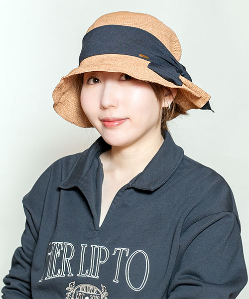 モデル頭囲：56cm 着用サイズ：ONESIZE