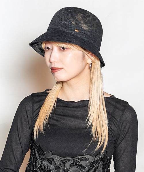 モデル頭囲：58cm 着用サイズ：ONESIZE