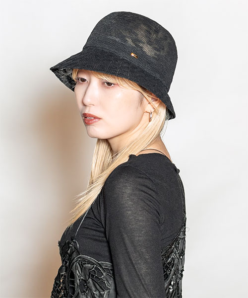 モデル頭囲：58cm 着用サイズ：ONESIZE
