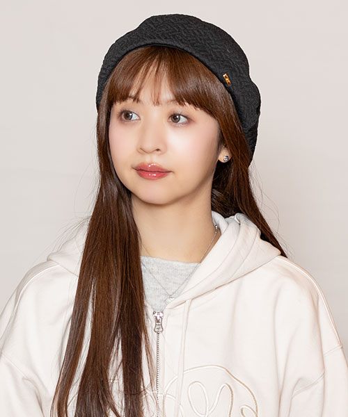 モデル頭囲：56cm 着用サイズ：ONESIZE