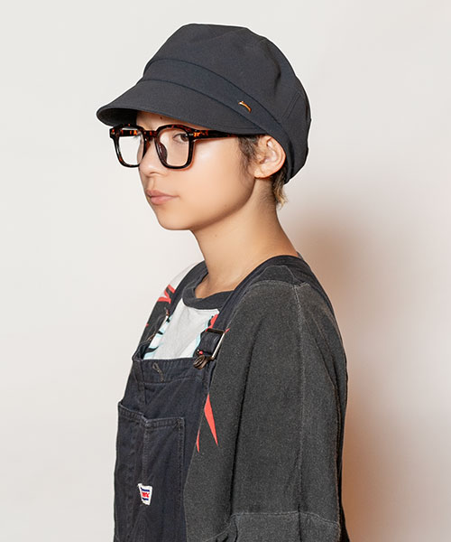 BLACK モデル頭囲：54cm