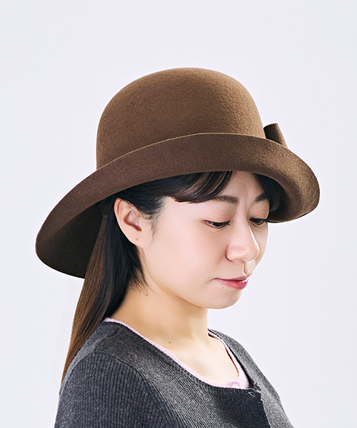 BROWN モデル頭囲：55㎝