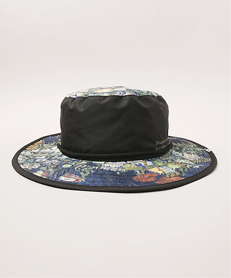 BOUQUET OF FLOWERS IN A VASE HAT BLACK ONESIZE