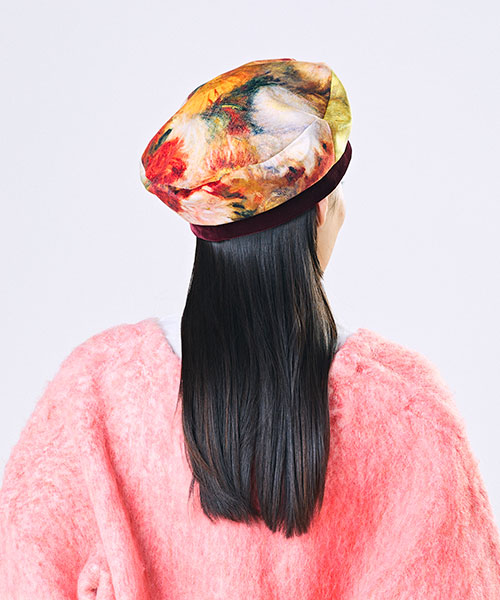 モデル頭囲：55.5cm 着用サイズ：ONESIZE