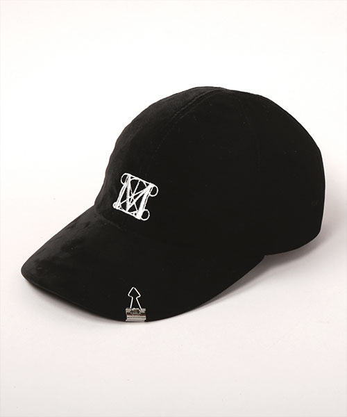 THE MET CLASSIC LOGO CAP BURGUNDY ONESIZE