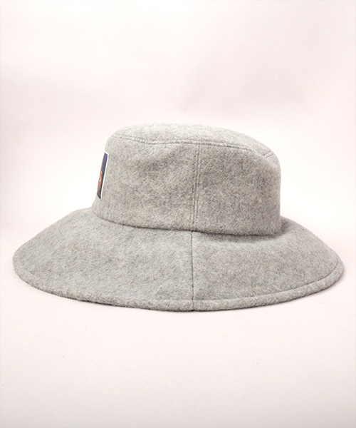 THE MET Island of the Dead HAT BLACK ONESIZE