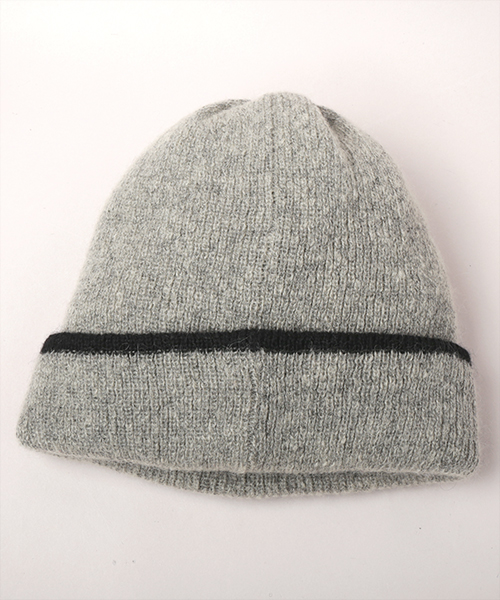 THE MET Island of the Dead KNIT CAP BLACK ONESIZE