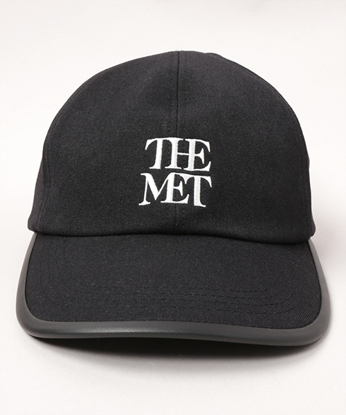 THE MET WOOLEN LIKE LOGO CAP BLACK ONESIZE