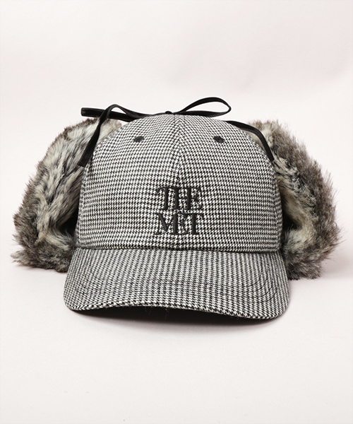 THE MET EAR FLAP LOGO CAP BLACK ONESIZE