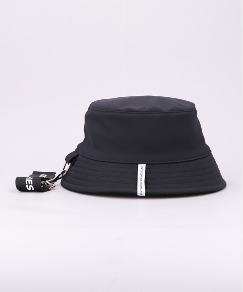 AKA SIX POLY BUCKET HAT BLACK ONESIZE