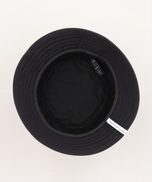 AKA SIX POLY BUCKET HAT BLACK ONESIZE