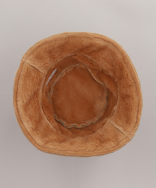 AKA SIX SHEARLING BUCKET HAT BEIGE ONESIZE