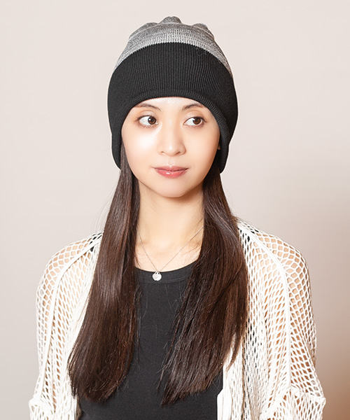 モデル頭囲：56cm 着用サイズ：ONESIZE
