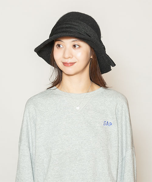 モデル頭囲：56cm 着用サイズ：ONESIZE