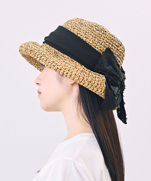 モデル頭囲：54cm 着用サイズ：ONESIZE