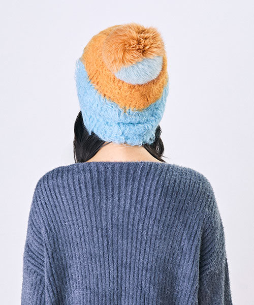 BLUE　モデル頭囲：54cm
