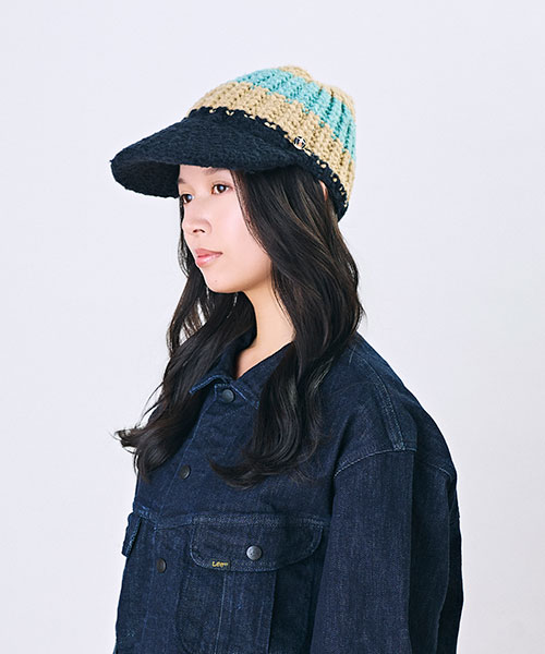 Model's head circumference: 56cm, wearing size ONESIZE