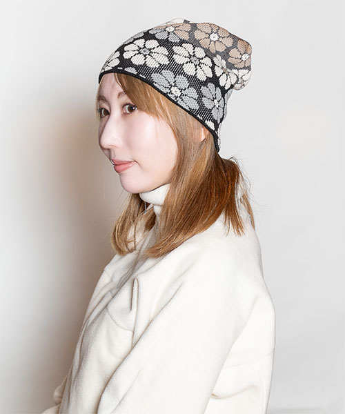 モデル頭囲：56cm 着用サイズ：ONESIZE
