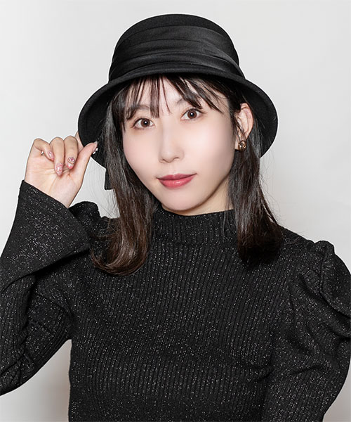 モデル頭囲：56cm 着用サイズ：ONESIZE