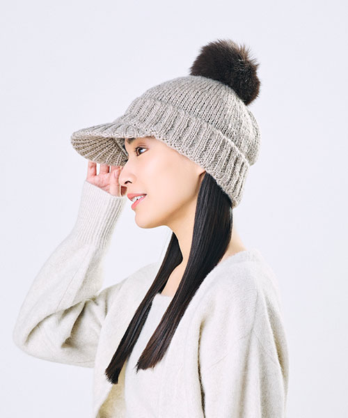GRAY　モデル頭囲：55.5cm