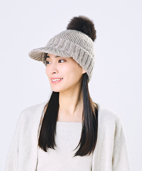 GRAY　モデル頭囲：55.5cm