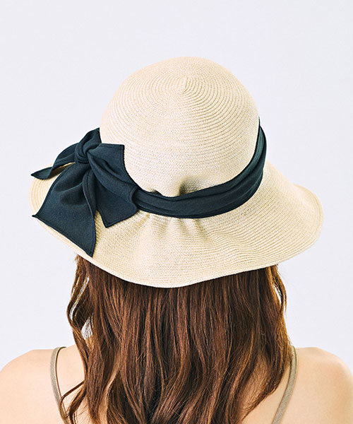 WHITE モデル頭囲：57㎝