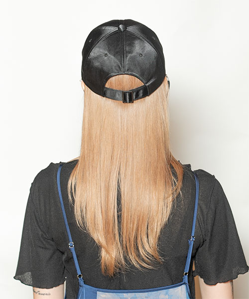 モデル頭囲：58cm 着用サイズ：ONESIZE