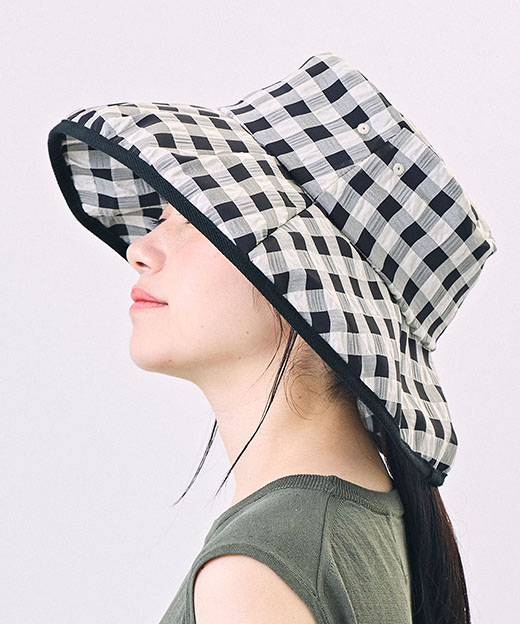 モデル頭囲：54cm 着用サイズ：ONESIZE