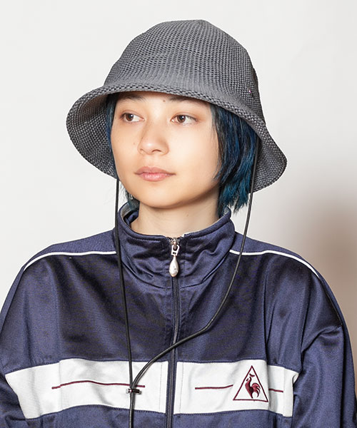 モデル頭囲：54cm 着用サイズ：ONESIZE