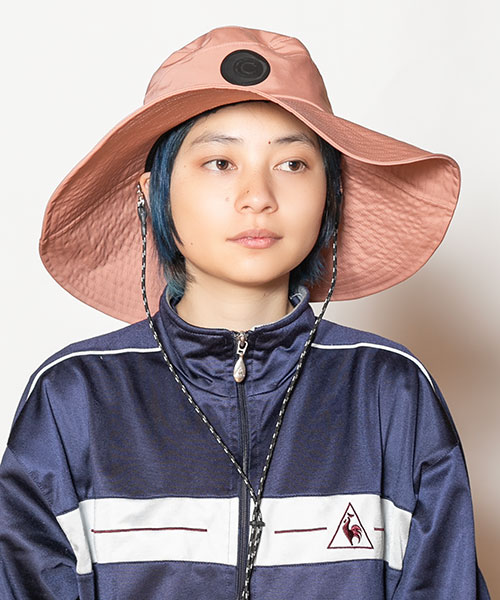 モデル頭囲：54cm 着用サイズ：ONESIZE