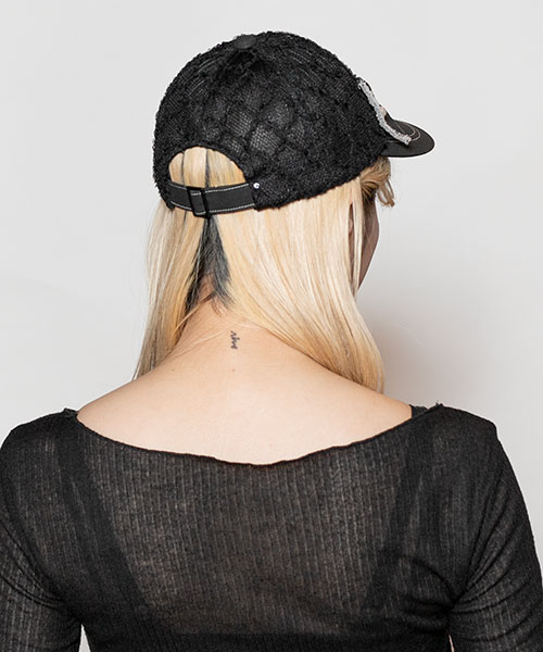 モデル頭囲：58cm 着用サイズ：ONESIZE