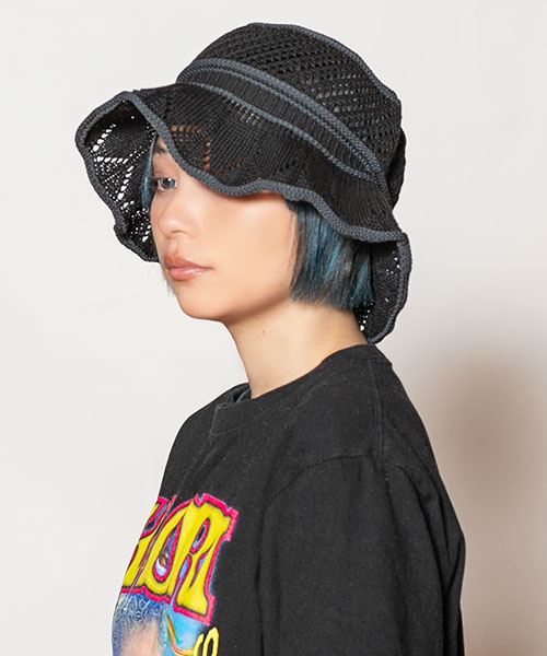 モデル頭囲：54cm 着用サイズ：ONESIZE