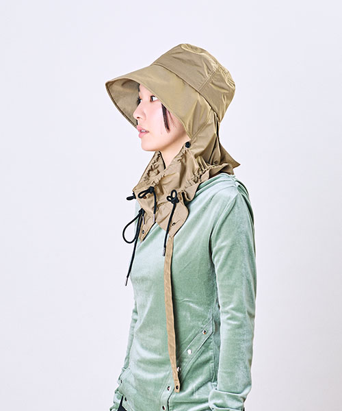 モデル頭囲：55.5cm 着用サイズ：ONESIZE