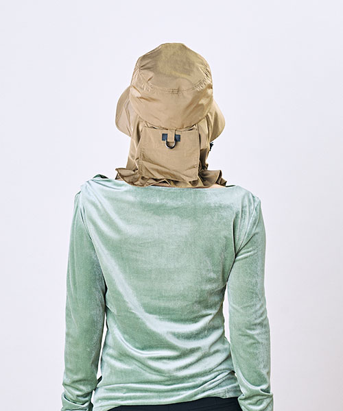 モデル頭囲：55.5cm 着用サイズ：ONESIZE