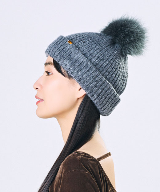 GRAY　モデル頭囲：55.5cm