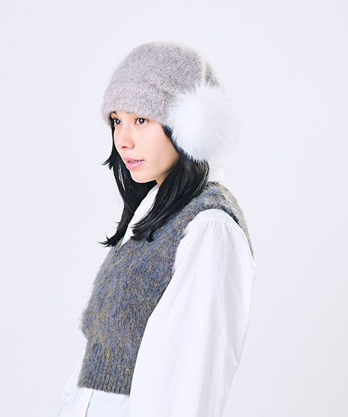 BEIGE　モデル頭囲：56cm
