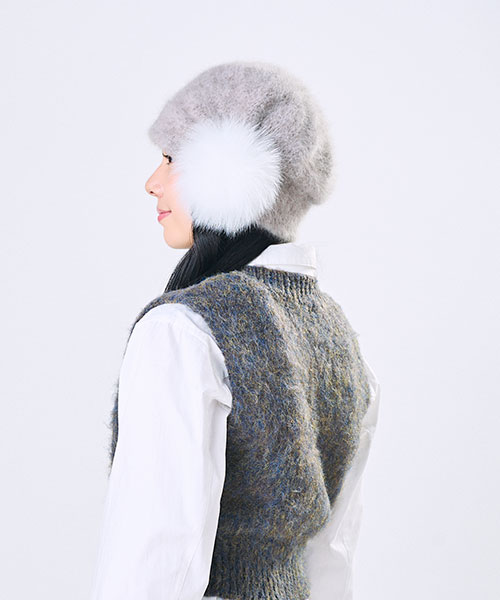 BEIGE　モデル頭囲：56cm