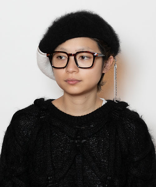 モデル頭囲：54cm 着用サイズ：ONESIZE