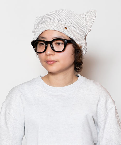 WHITE モデル頭囲：54cm