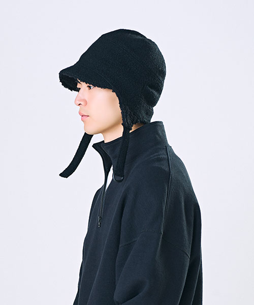 Model's head circumference: 59cm, wearing size ONESIZE