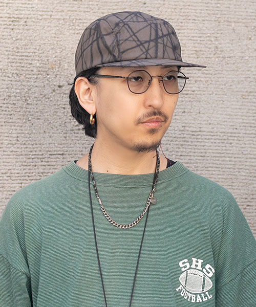 モデル頭囲：57.5cm 着用サイズ：ONESIZE