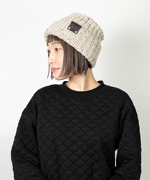 モデル頭囲：56cm 着用サイズ：ONESIZE