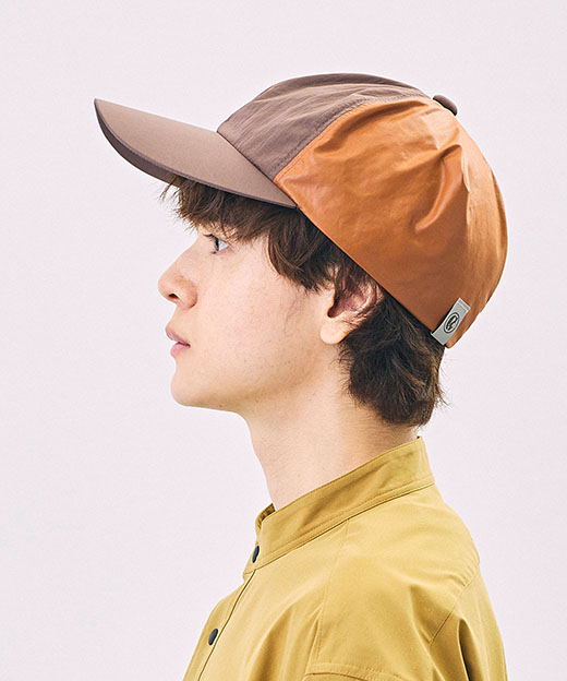 モデル頭囲：54.5cm 着用サイズ：ONESIZE
