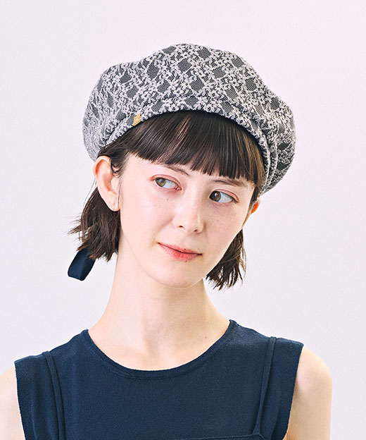 モデル頭囲：52cm 着用サイズ：ONESIZE