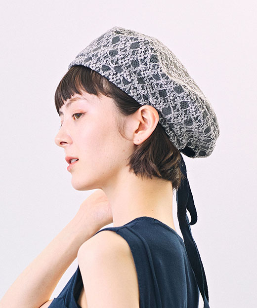 モデル頭囲：52cm 着用サイズ：ONESIZE