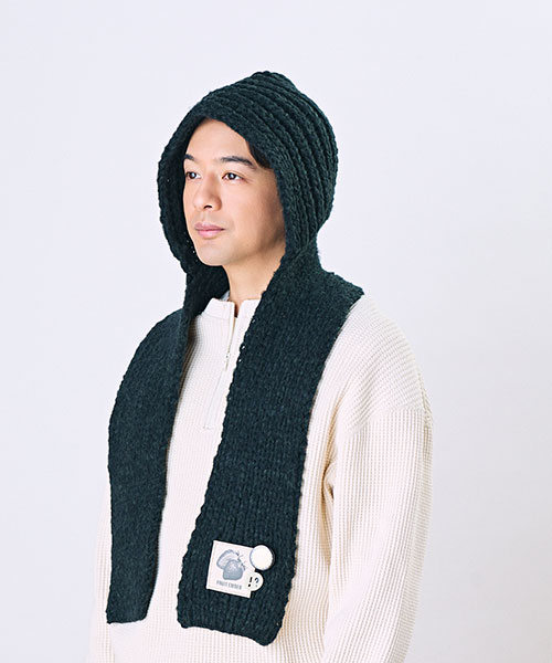 Model's head circumference: 56cm, wearing size ONESIZE