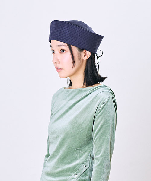 モデル頭囲：55.5cm 着用サイズ：ONESIZE
