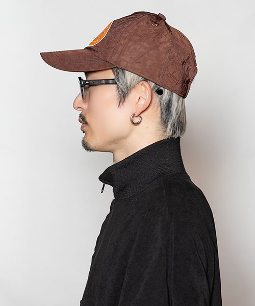 モデル頭囲：58.5㎝ 着用サイズ：ONESIZE