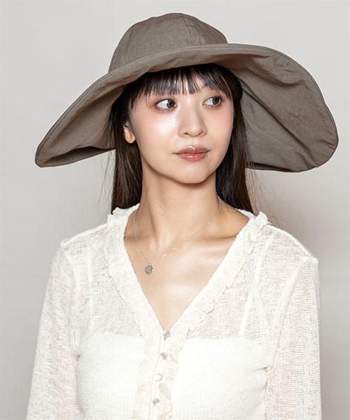 モデル頭囲：56 着用サイズ：ONESIZE