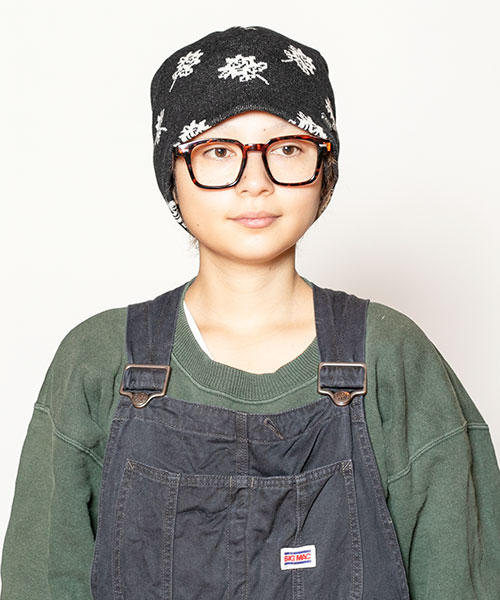 BLACK モデル頭囲：54cm